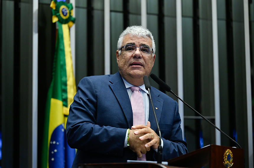 Girão cobra de Messias mudança de parecer para provar que é contra aborto — Senado Notícias