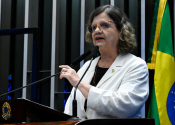 Teresa Leitão destaca expansão de rede de cursinhos populares — Senado Notícias