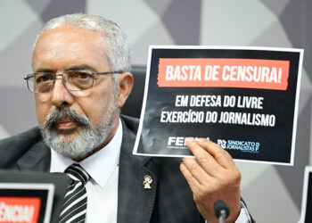 Debatedores repudiam agressões a jornalistas e defendem proteção à imprensa — Senado Notícias