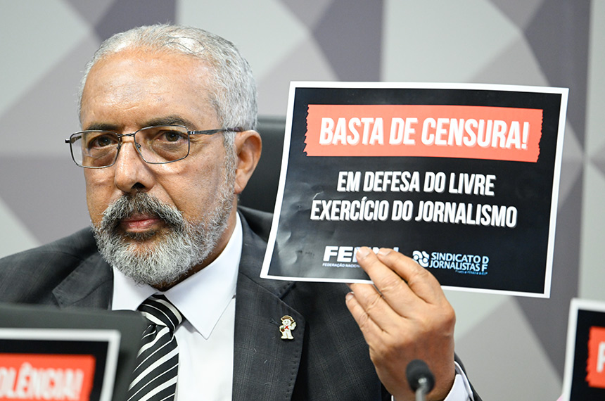 Debatedores repudiam agressões a jornalistas e defendem proteção à imprensa — Senado Notícias