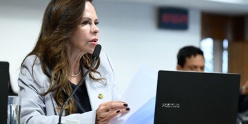 CE deve manter monitoramento do Fundeb em 2026, recomenda relatório — Senado Notícias