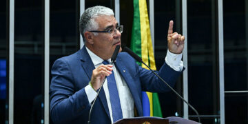 Girão propõe fim do recesso para Congresso investigar INSS e Banco Master — Senado Notícias