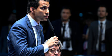 Rejeitada urgência para votação de projeto que libera cassinos no Brasil — Senado Notícias