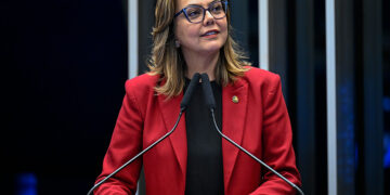 Senado aprova criação de prêmio para mulheres empreendedoras — Senado Notícias