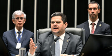 Davi encerra ano legislativo destacando união do Congresso e desafios do país — Senado Notícias