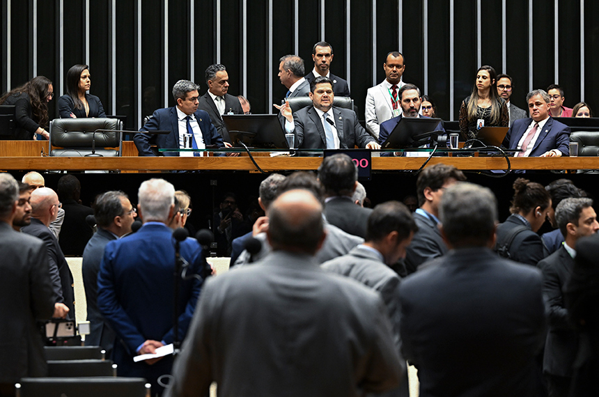 Aprovados R$ 8,7 bi para compensar de perdas dos estados com reforma tributária — Senado Notícias