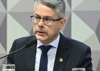 Senado aprova PL Antifacção com penas que podem chegar a 120 anos
