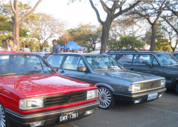 PEC que isenta IPVA de veículos com mais de 20 anos será promulgada — Senado Notícias