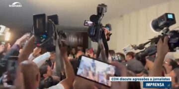 Violência contra jornalistas é criticada em debate na CDH — Senado Notícias