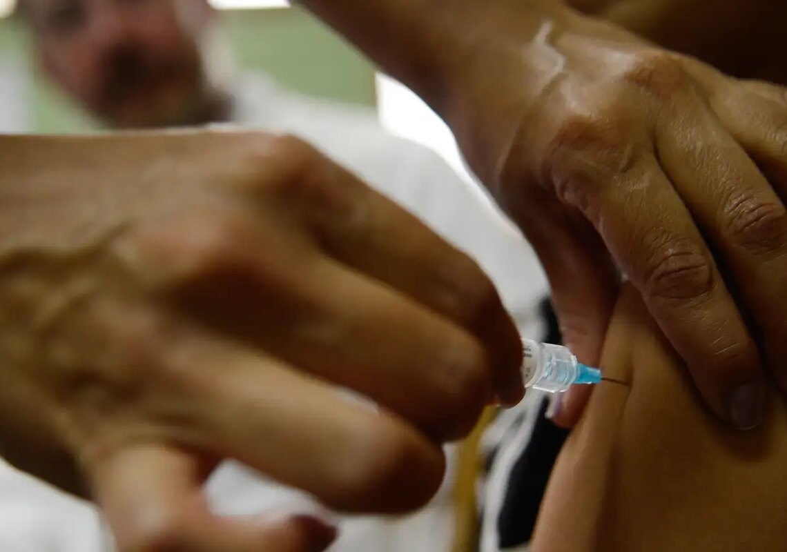 Vacinação reduz internações por doenças causadas pelo HPV, diz estudo