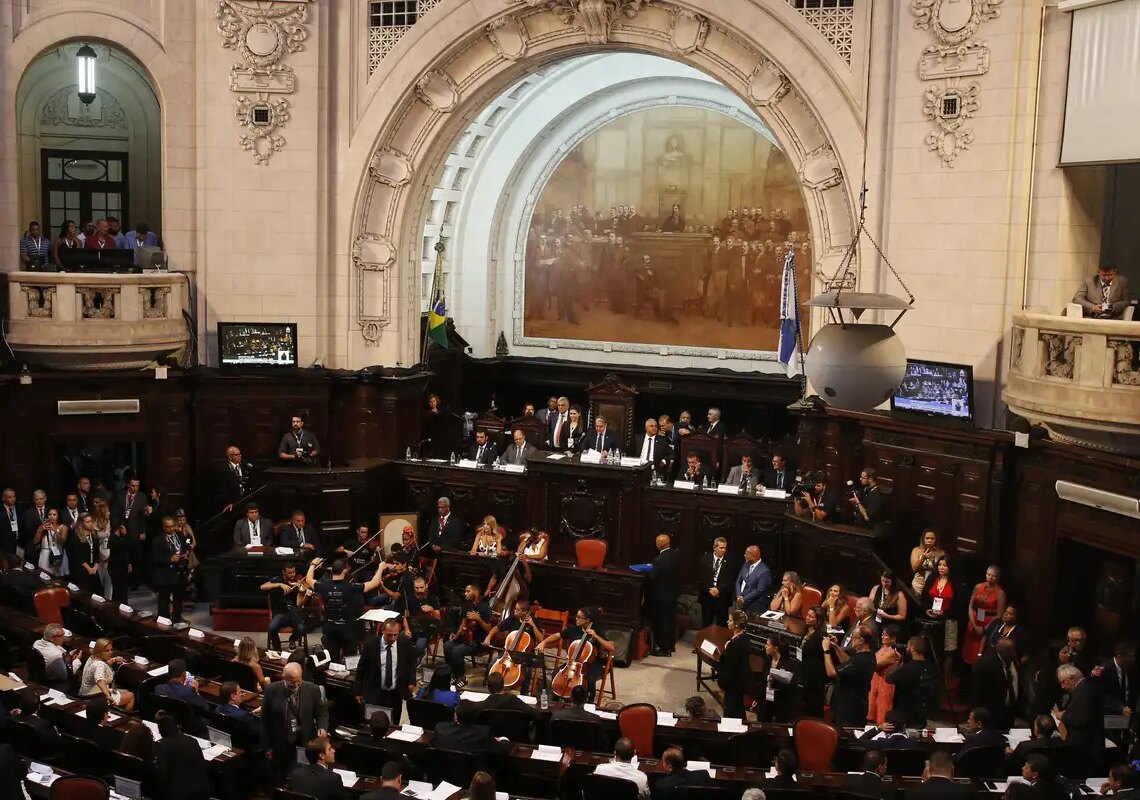 Alerj deve decidir sobre prisão de Bacellar nos próximos dias