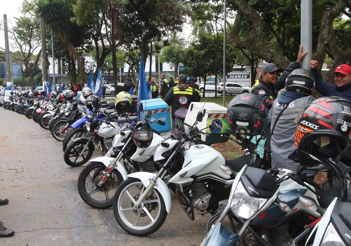 Governo cria grupo para debate direitos de entregadores por aplicativo