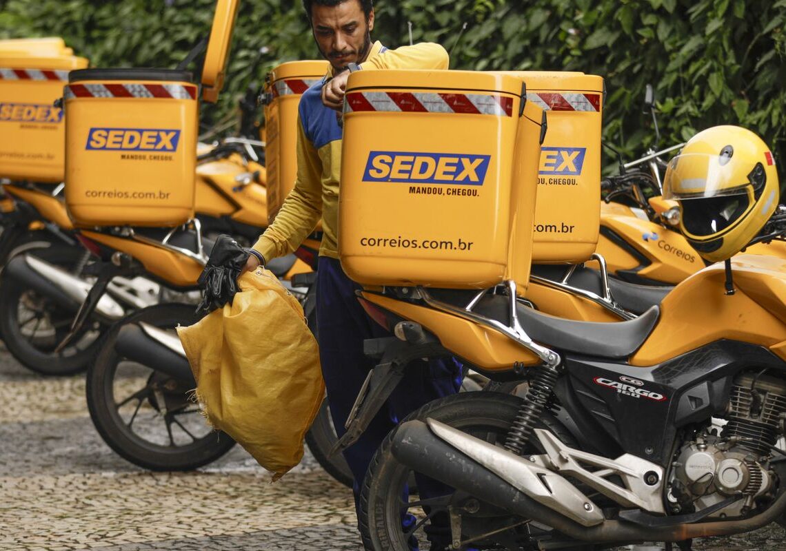 DOU publica extrato de empréstimo de R$ 12 bilhões para os Correios