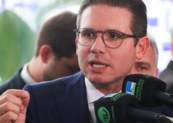 Motta elogia servidora alvo da PF e diz que Dino não aponta desvio