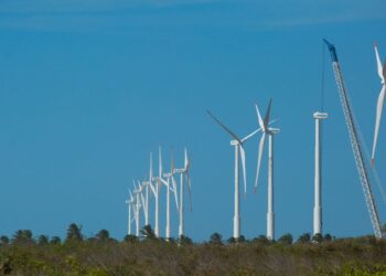 Instituto criará centro especializado em energia renovável no oceano