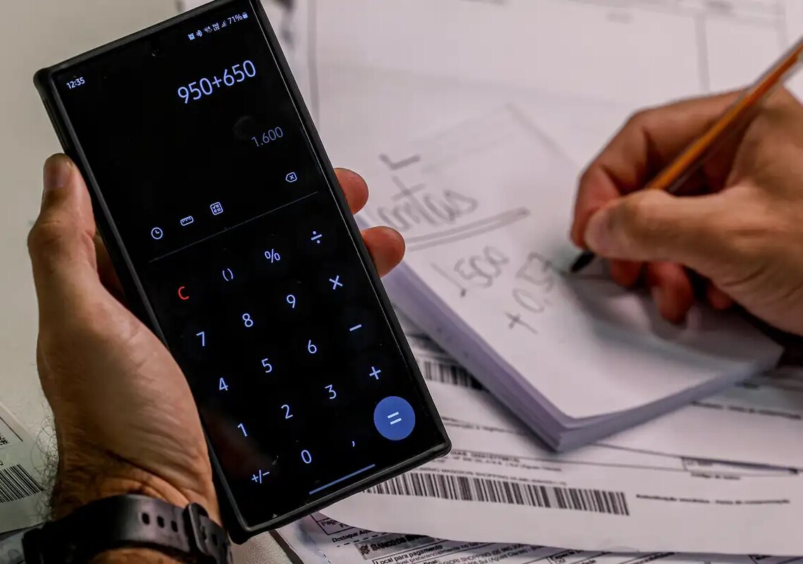 Lula sanciona com vetos lei que prevê regras mais rígidas para devedor