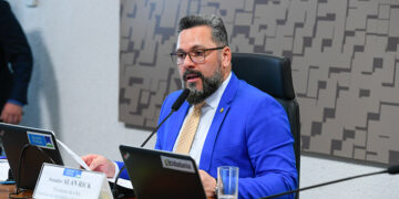 Lei que reconhece a profissão de multimídia é sancionada — Senado Notícias