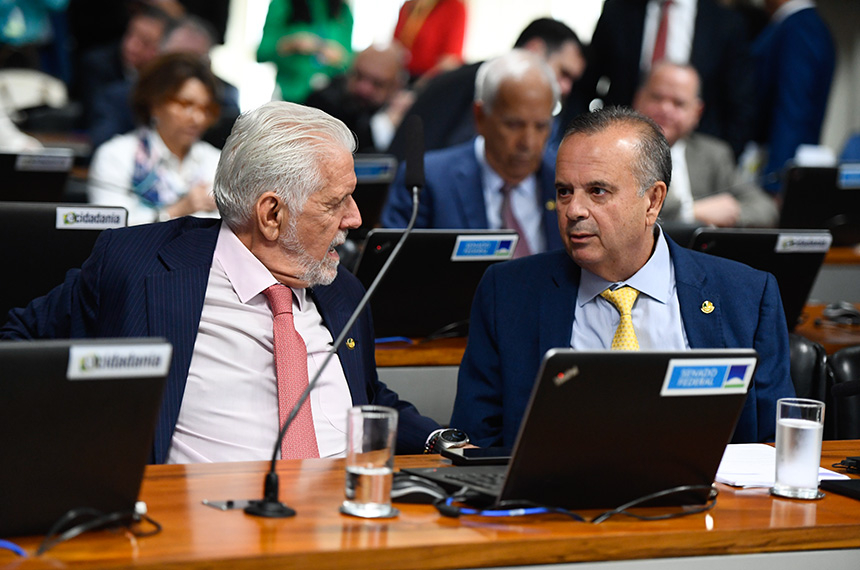 Senadores reagem à prisão de Maduro em ação militar dos EUA na Venezuela — Senado Notícias