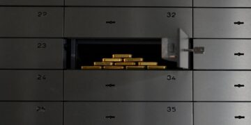 Ouro bate recordes na cotação internacional; entenda os motivos