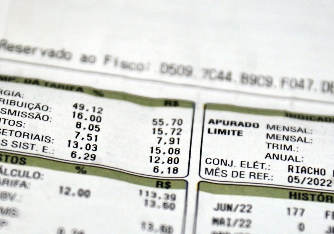 Fevereiro seguirá com bandeira tarifária verde na conta de luz