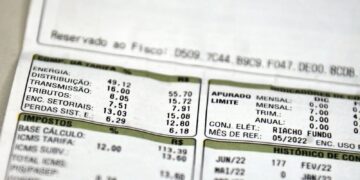 Fevereiro seguirá com bandeira tarifária verde na conta de luz