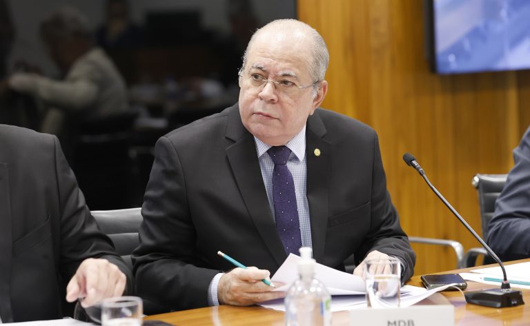 Comissão aprova incentivos fiscais para saneamento e define órgão de monitoramento – Notícias