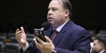 Comissão aprova projeto que incentiva inovação e tecnologia em regiões com menor IDH no Brasil – Notícias