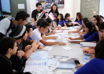 Lei incentiva participação de jovens em olimpíadas científicas — Senado Notícias