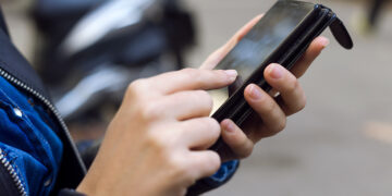 Propostas na CSP miram furtos de celulares seguidos de fraudes — Senado Notícias