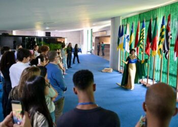 Congresso retoma visitação com encenação teatral nos fins de semana — Senado Notícias