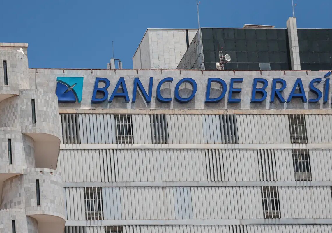 Governo do DF faz proposta de venda de imóveis para socorrer BRB