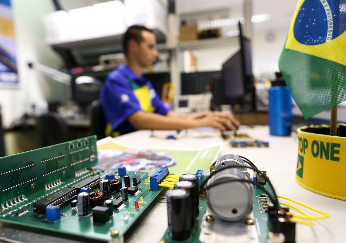 Educação Profissional no Brasil cresce mais de 68% em cinco anos