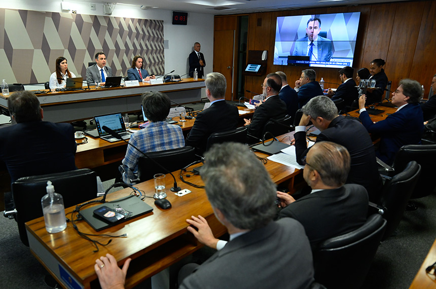 Comissão debate direito de família e sucessão no Código Civil na quinta-feira — Senado Notícias