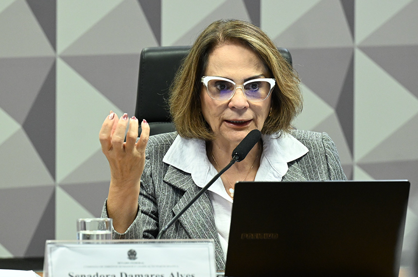 CDH vota proibição de coleiras de choque elétrico em animais — Senado Notícias