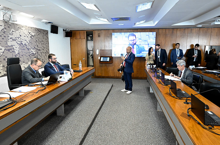 Projeto destina recursos para pagamento de serviços ambientais na Amazônia — Senado Notícias