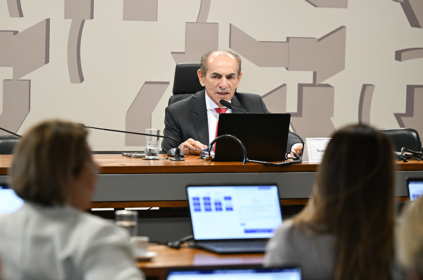Projeto que amplia cotas em estágios está na pauta da CAS — Senado Notícias