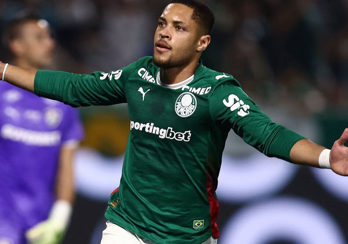 Palmeiras derrota Fluminense e mantém liderança do Brasileiro