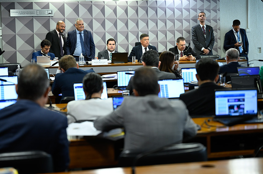 CPMI aprova pedidos de prisão e quebra de sigilos de servidores do INSS — Senado Notícias