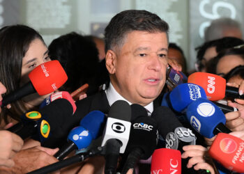 Viana diz que vai recorrer da decisão do STF de liberar Vorcaro — Senado Notícias