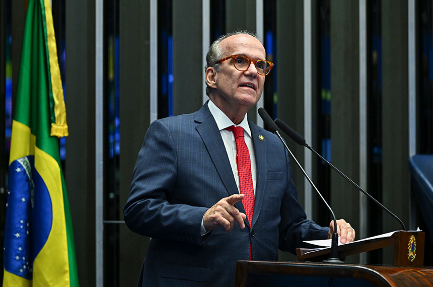 Fernando Dueire defende auxílio para famílias em regiões sem acesso a água — Senado Notícias