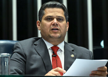 Davi Alcolumbre manifesta solidariedade aos habitantes de Juiz de Fora e Ubá — Senado Notícias