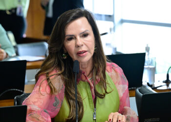 Vai à Câmara direito de pais de crianças com câncer faltarem ao trabalho — Senado Notícias