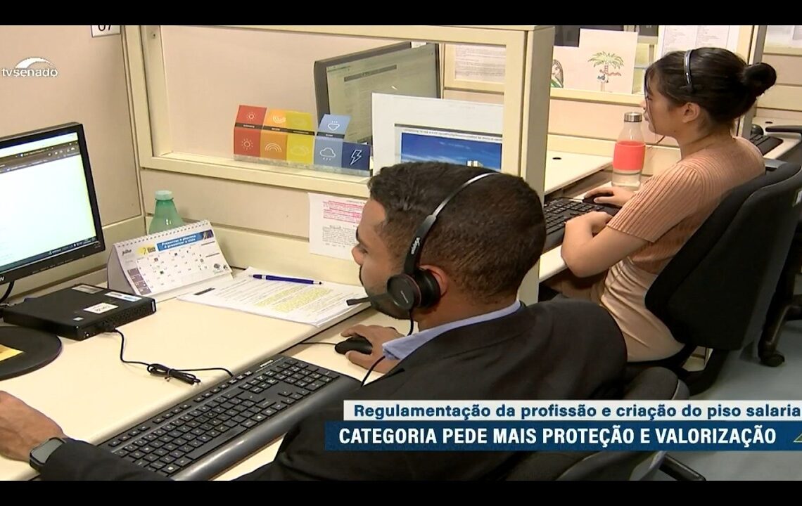 Debatedores pedem regulamentação do trabalho em telemarketing — Senado Notícias