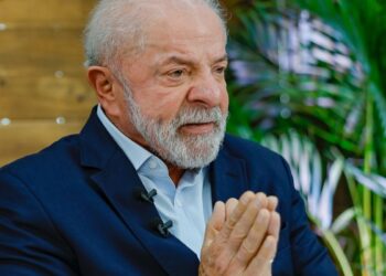 Lula pede mobilização contra “indústria de contar mentiras”