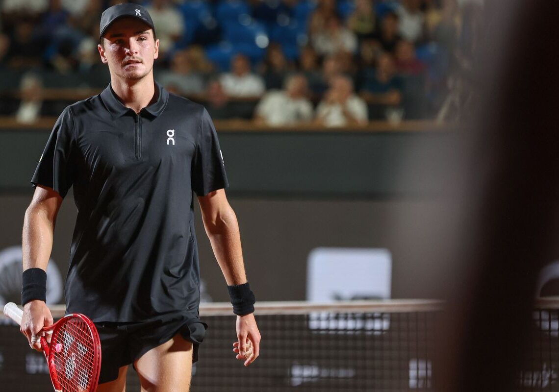 Rio Open: João Fonseca mira final nas duplas após queda em simples