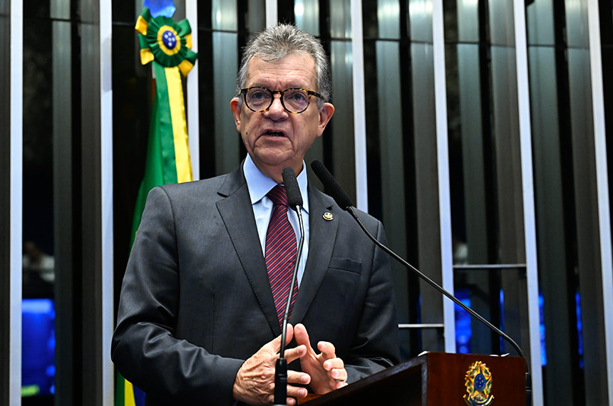 Primeira PEC de 2026 busca gerar empregos e reduzir informalidade — Senado Notícias