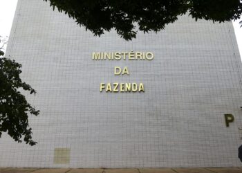 Saída de Haddad do governo depende de reunião entre Lula e Trump