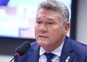 Keniston Braga assume Comissão de Desenvolvimento Urbano com foco em moradia e saneamento – Notícias