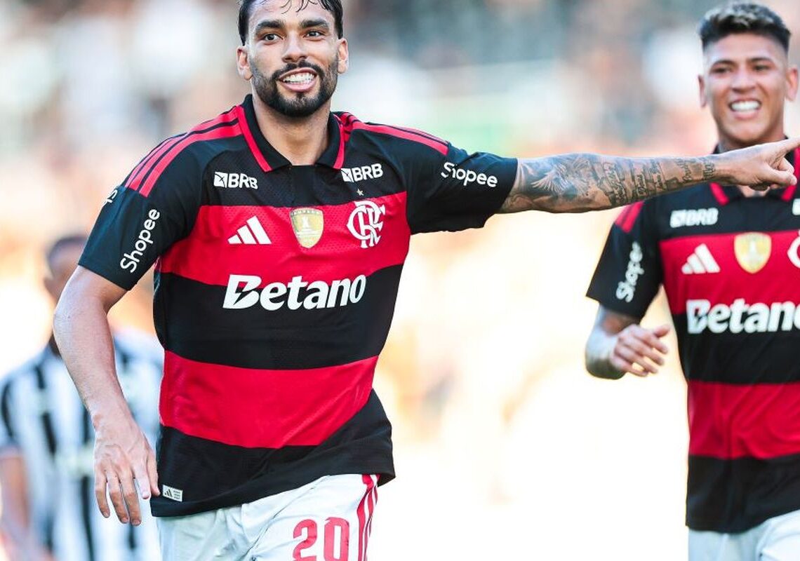 Paquetá desencanta, Flamengo vence Botafogo e vai à semi do Carioca