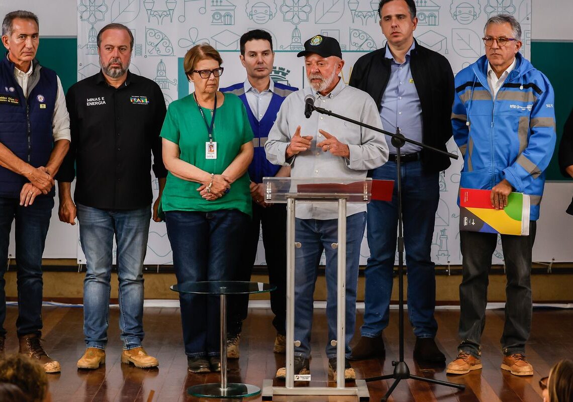Financiamentos a desabrigados em Minas seguirão modelo do RS, diz Lula